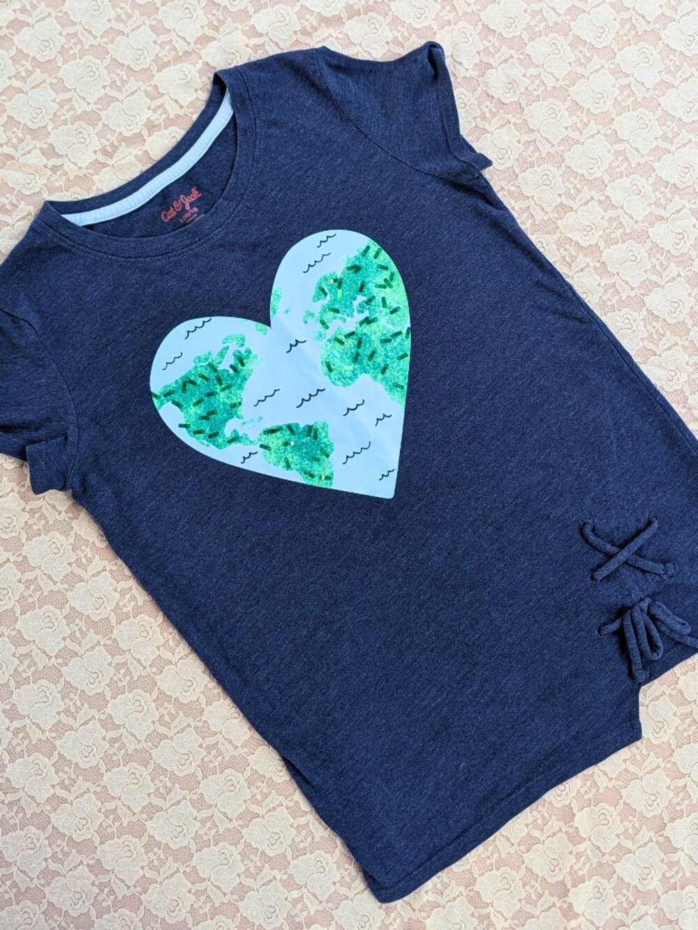EUC Cat & Jack navy tee with heart and sequins youth L 10/12
